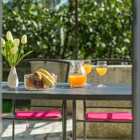 G&g With Swimming Pool Pula