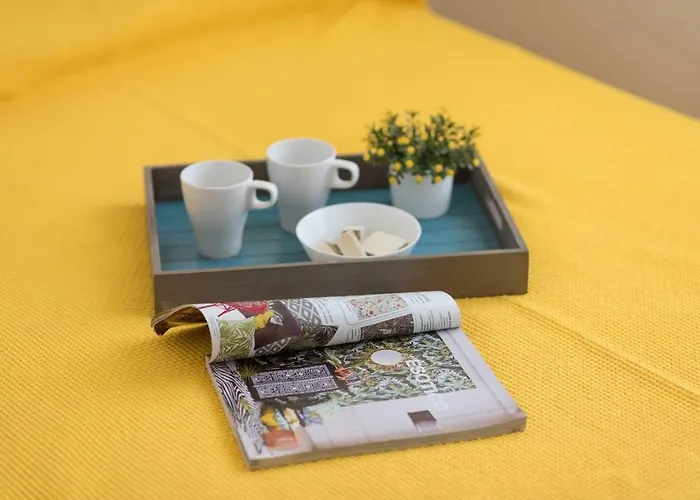 G&g With Swimming Pool Póla